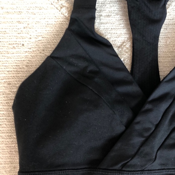 Lululemon black tank with built in, size 6 - Picture 2 of 3